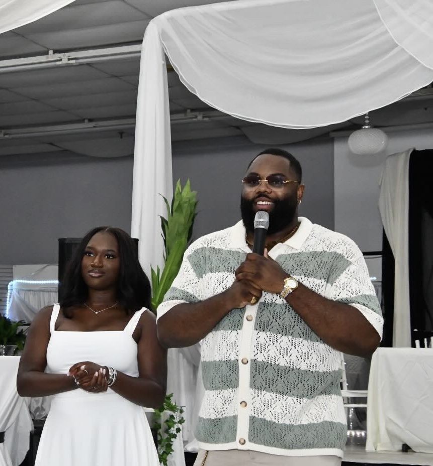 Alex hosting a celebration, photo 18
